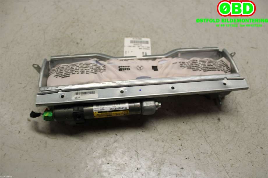 Airbag kne til Mercedes C-Klasse 2011-2014 (Fase 2) (W204) (W204) (MERCEDES|A 204 860 19 02||2048601902)