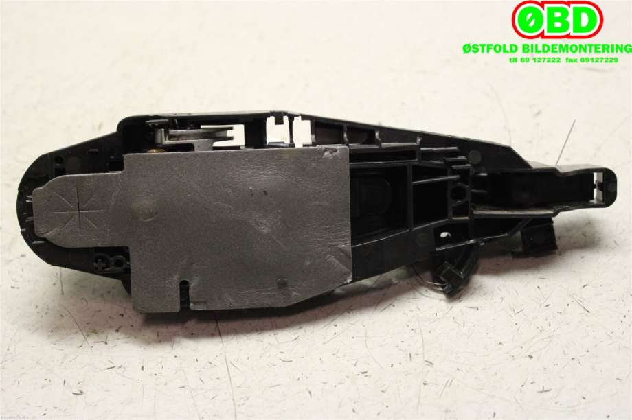 Dørhåndtak utv venstre bak til Peugeot 3008 2016-->> (Type II)  (PEUGEOT|16 092 407 80|980297831T|)