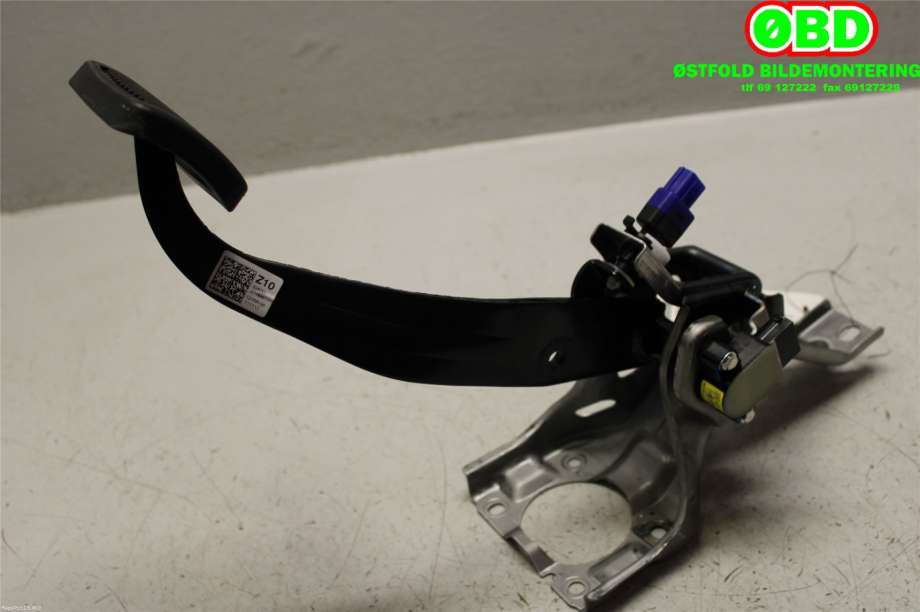 Pedal gass/brems/clutch til Kia e-Soul 2019-->> (Type III) (KIA|32800J2100|)