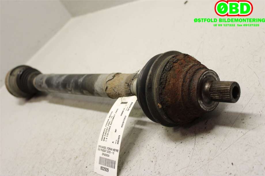 Drivaksel høyre foran til VW Passat 2005-2010 (B6) (B6) (VOLKSWAGEN|1K0 407 272 PB|1K0 407 762 SX|)