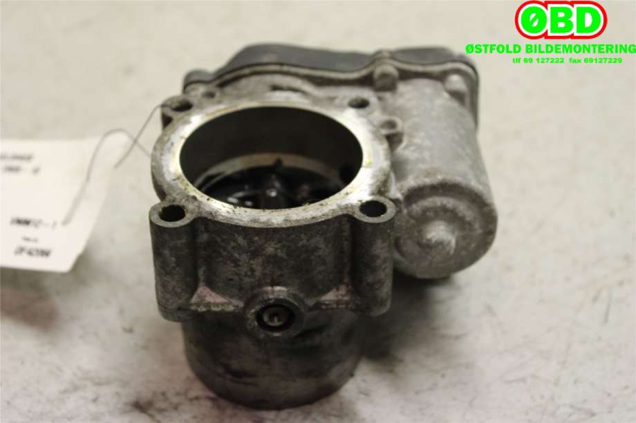 Spjeldhus til VW Passat 2005-2010 (B6) (B6) (VOLKSWAGEN|03C 133 062 C|03C 133 062 T|03C133062C)