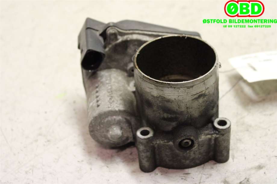 Spjeldhus til VW Passat 2005-2010 (B6) (B6) (VOLKSWAGEN|03C 133 062 C|03C 133 062 T|03C133062C)