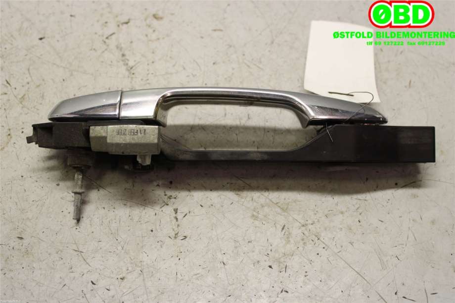 Dørhåndtak utv venstre foran til Mitsubishi L200 2006-2015 (Type IV)  (MITSUBISHI|5716A032|5716A033|)