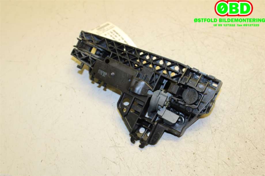 Dørhåndtak utv høyre bak til Audi A5 2007-2016 (Type I)  (AUDI|8T0 837 205 A|8T0 837 886 B|8T0837886B)