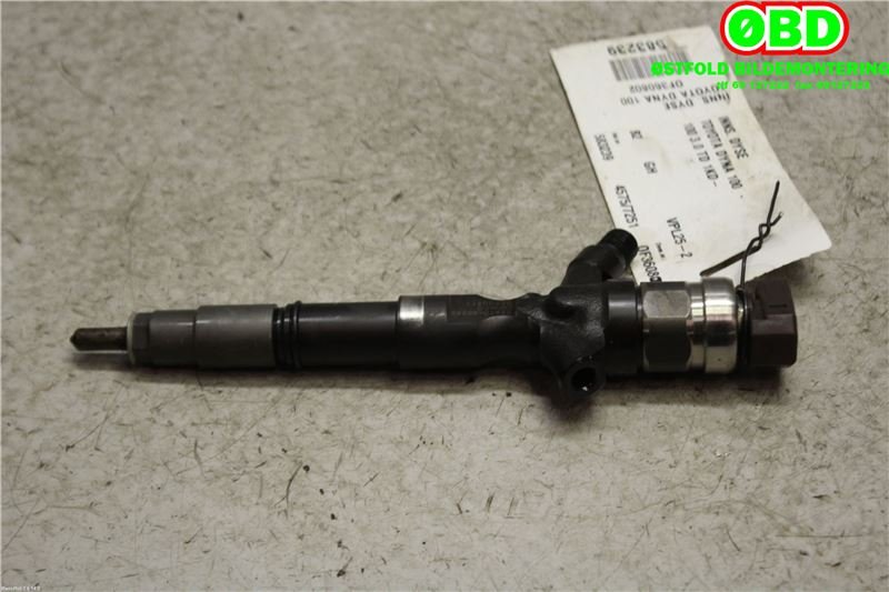 Dyse innsprøyting diesel til Toyota Dyna 100 1975-->>  (TOYOTA||2367030330)