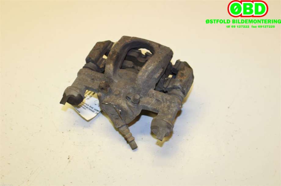 Bremsecaliper venstre bak til Mercedes Vito 2014-->> (W447) (W447) (MERCEDES|A 447 420 06 83|A 447 420 80 00|)