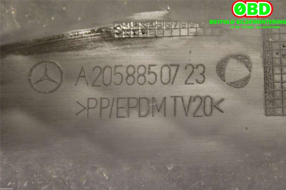 Grill venstre til Mercedes C-Klasse 2014-2018 (Fase 1) (W205) (W205) (MERCEDES|A 205 885 07 23||2058850723)