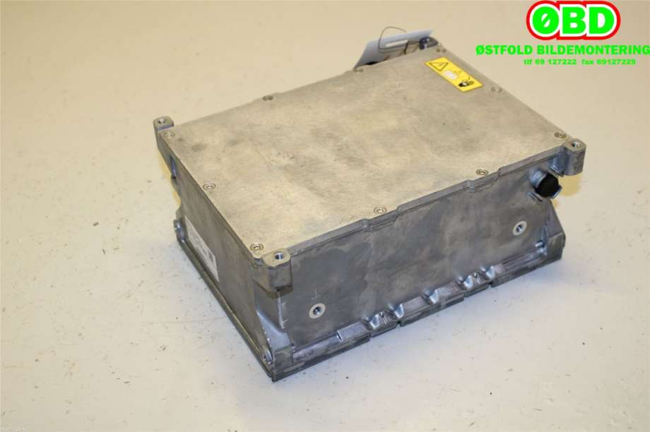Batterilader (OBC - On Board Charger) til Mercedes C-Klasse 2014-2018 (Fase 1) (W205) (W205) (MERCEDES|A 000 900 11 08|A 000 900 59 09|0009001108)