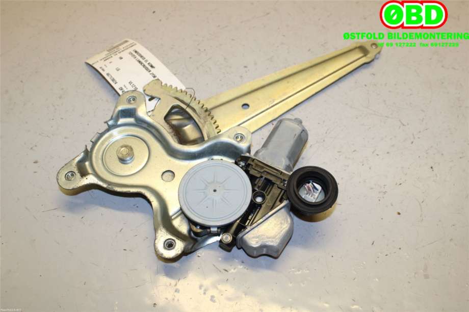 Ruteheis høyre bak til Toyota Land Cruiser 150 2010-2013 (Fase 1) (TOYOTA|6983060110|6983060160|)