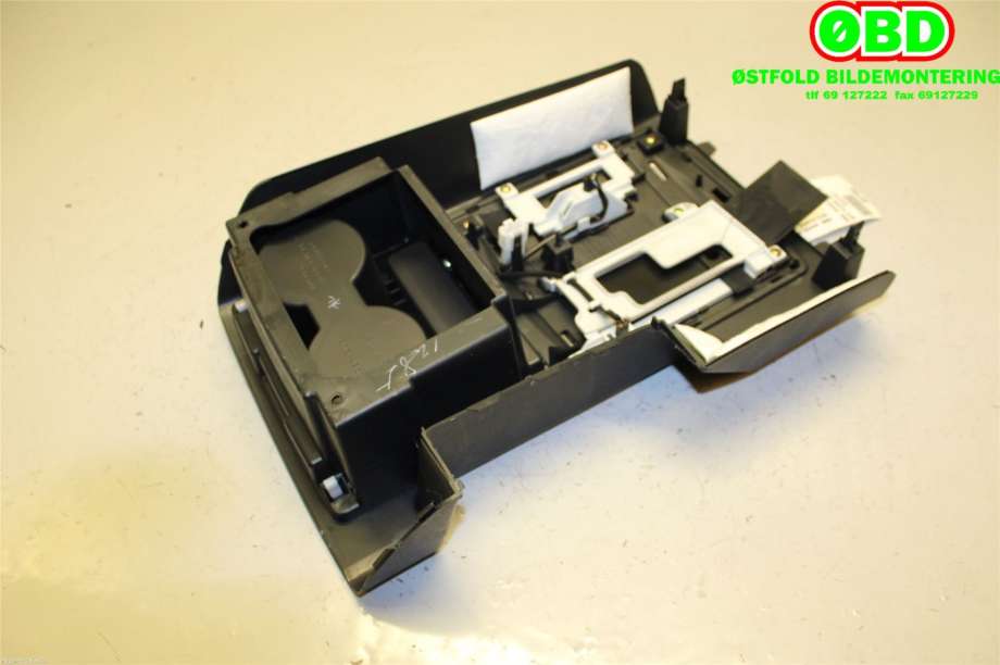Diverse deler til Mitsubishi Pajero 2007-2016 (Type IV, Fase 1) (MITSUBISHI|8015A073HA|)