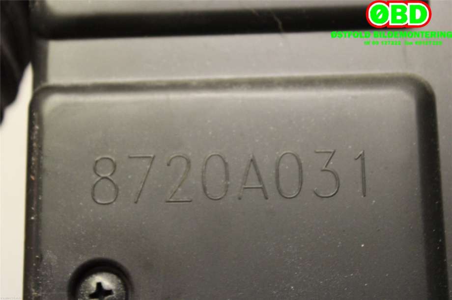 Bilstereo diverse til Mitsubishi Pajero 2007-2016 (Type IV, Fase 1)  (MITSUBISHI|8720A031|)