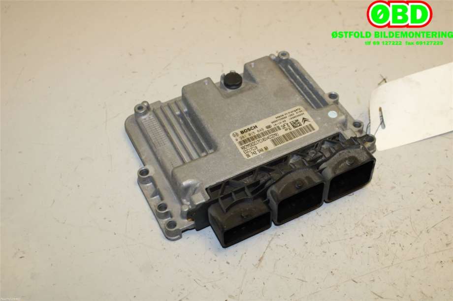 Styreenhet motor til Peugeot 207 2006-2012 (PEUGEOT|194487|0281015849|9674254080)