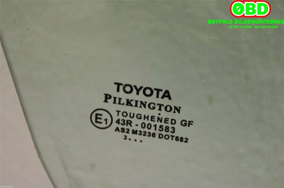 Siderute høyre foran til Toyota Yaris 2012-2014 (Type III, Fase 1)  (TOYOTA|681100D191|)