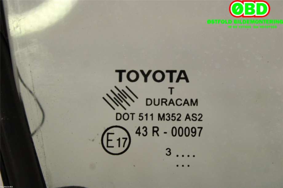 Diverse deler til Toyota Yaris 2012-2014 (Type III, Fase 1)  (TOYOTA|681250D021|)