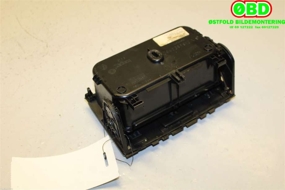 Dashbord koppholder til Mercedes CLS 2011-2017 (C218) (C218) (MERCEDES|A 218 680 09 50||2186800950)