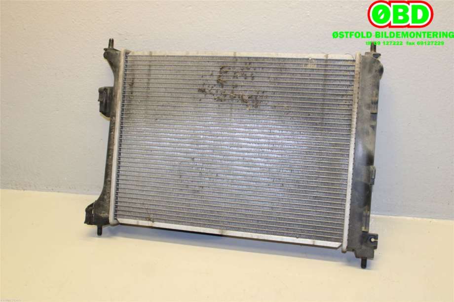 Radiator (manuell gir) til Hyundai i20 2009-2014 (Type I) (HYUNDAI|253104P000|)