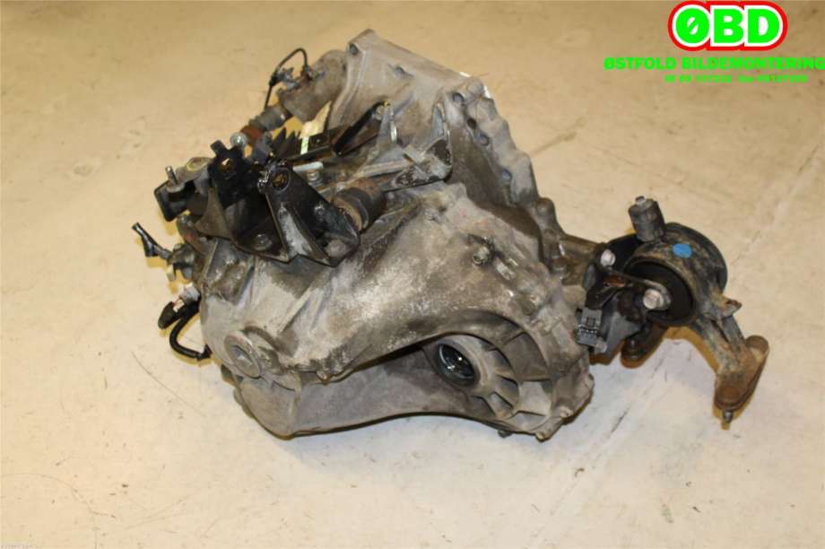 Girkasse manuell 6-trinn til Toyota Avensis 2009-2015 (Type III, Fase 1)  (TOYOTA|3030020A90|)