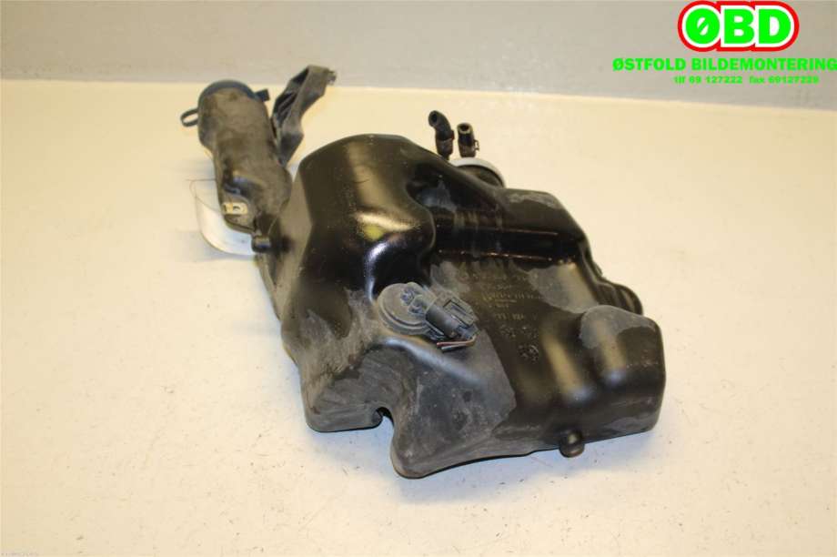 Spylertank til Mercedes CLS 2011-2017 (C218) (C218) (MERCEDES|A 204 869 12 20|A 204 869 03 00|2048602360)