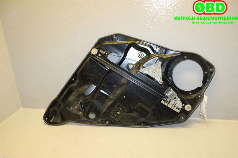 Ruteheis høyre bak til Mercedes GL 2006-2012 (X164) (X164) (MERCEDES|A 164 730 04 79|A 164 730 32 79|)