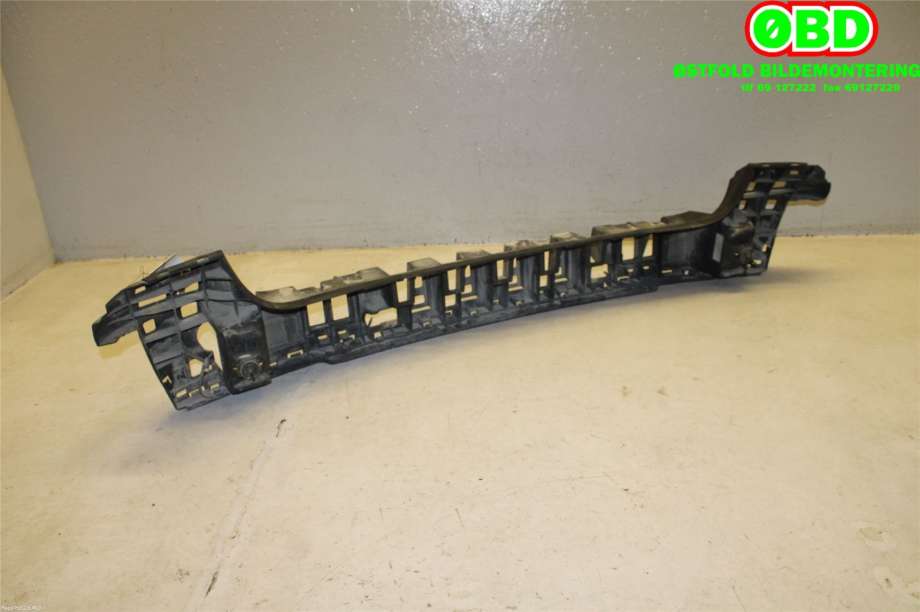 Diverse deler til Mercedes GL 2006-2012 (X164) (X164) (MERCEDES|A 164 885 05 65|)