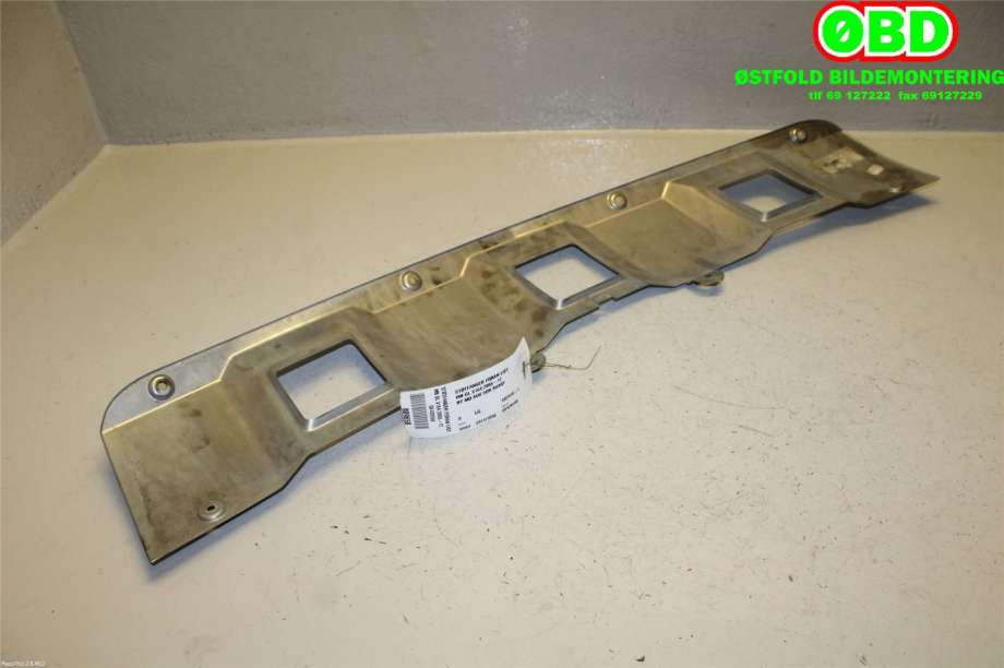 Diverse deler til Mercedes GL 2006-2012 (X164) (X164) (MERCEDES|A 164 885 04 22|)