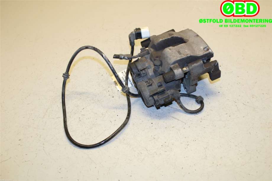 Bremsecaliper venstre bak til Mercedes C-Klasse 2014-2018 (Fase 1) (W205) (W205) (MERCEDES|A 205 423 03 81|)