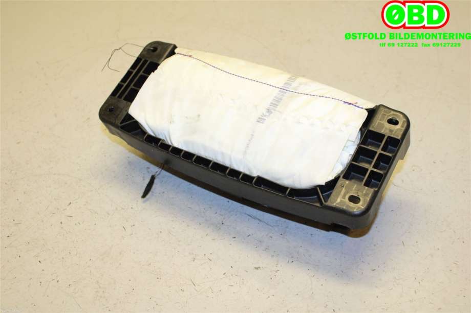 Airbag passasjer til Mercedes CLA 2013-2019 (C117) (C117) (MERCEDES|A 176 860 00 02||1768600002)