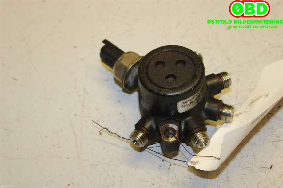 Dyseskinne (fuelrail) til Ford S-Max 2006-2010 (Type I, Fase 1)  (FORD|1445928|)