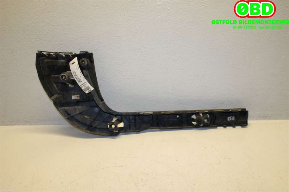 Diverse deler til BMW X3 2010-2017 (F25) (F25) (BMW|51 12 7 239 884|)
