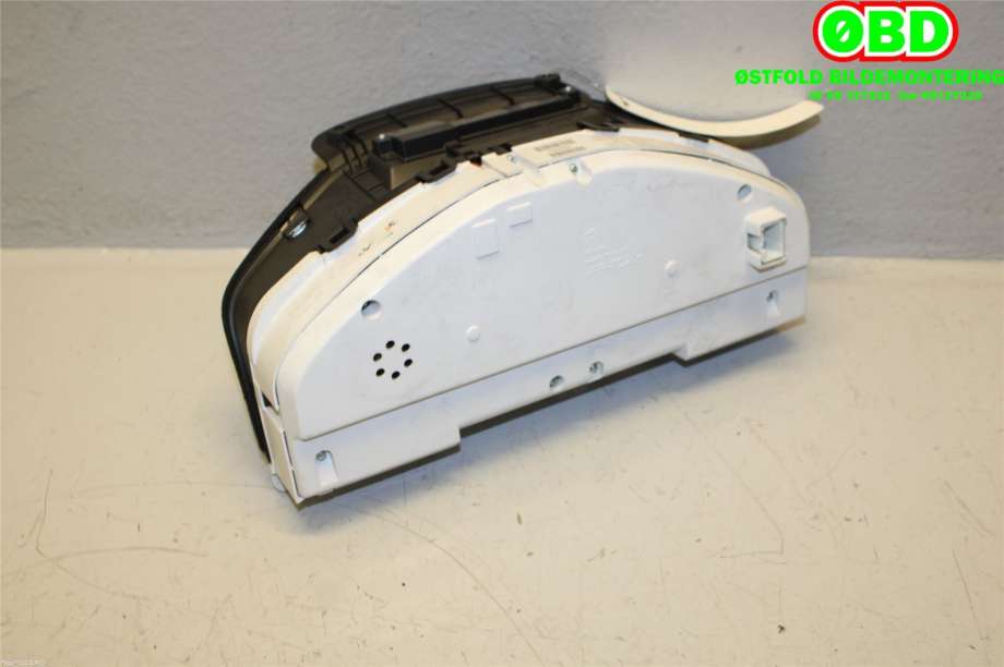 Instrumentpanel til Volvo V70 2007-2013 (Type III, Fase 1)  (VOLVO||31343325AA)