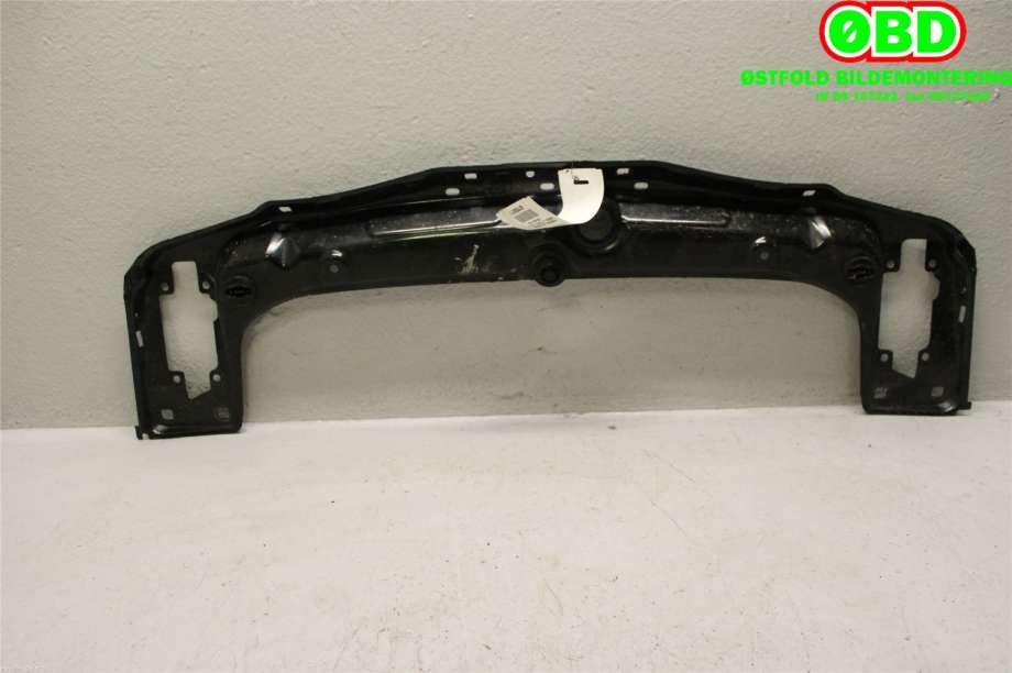 Frontplate øvre til BMW 3-Serie 2012-2018 (F30/F31/F34) (F30/F31/F34) (BMW|51 64 7 245 786|)