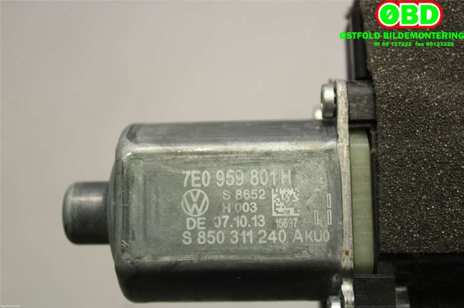 Ruteheis venstre foran til VW Transporter / Caravelle 2009-2015 (Fase 2) (T5) (T5) (VOLKSWAGEN|7E0 959 801 N||7E0959801H)