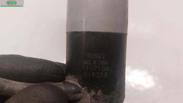 Spylerpumpe bak til Toyota Auris 2010-2012 (Type I, Fase 2)  (TOYOTA|8533002040|)