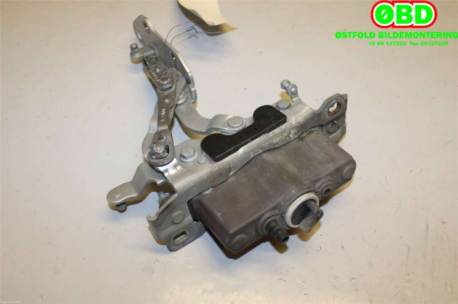Panserhengsler til Mercedes E-Klasse 2009-2013 (Fase 1) (W212) (W212) (MERCEDES|A 204 880 02 28||2129066301)