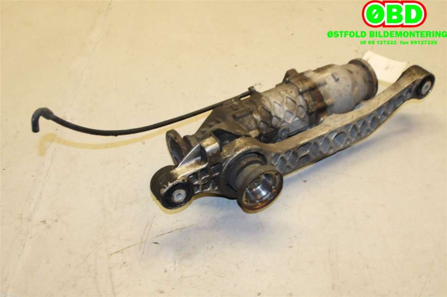Kardang til Mercedes Vito/Viano 2010-2014 (Fase 2) (W639) (W639) (MERCEDES|A 639 330 04 02|)
