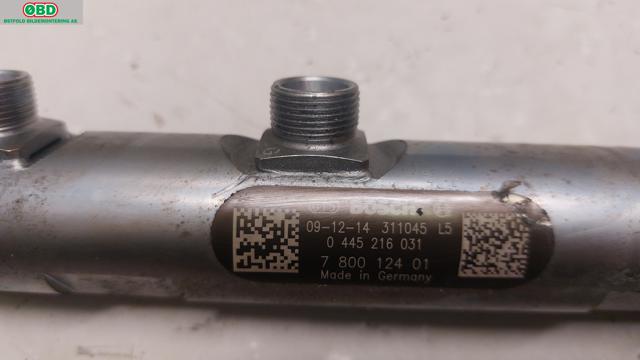 Dyseskinne (fuelrail) til BMW 5-Serie 2010-2017 (F10/F11) (F10/F11) (BMW|13 53 7 805 423|0445216031|7800124)