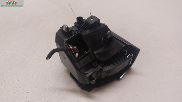 Varmeapparat diverse til BMW 5-Serie 2017-->> (G30/G31) (G30/G31) (BMW|64 11 9 483 929|)