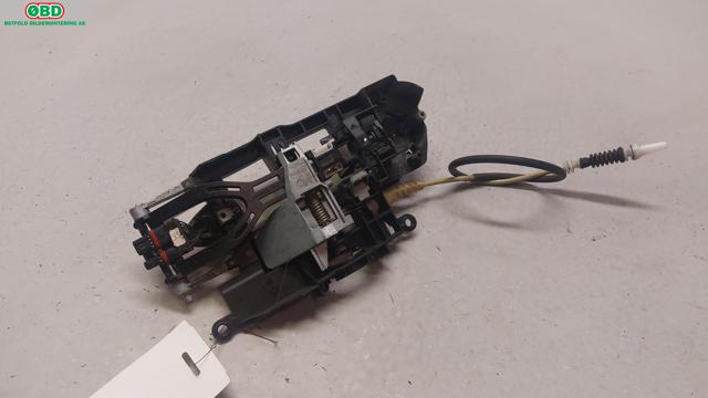 Dørhåndtak utv høyre bak til BMW 5-Serie 2010-2017 (F10/F11) (F10/F11) (BMW|51 21 7 231 934|51 21 7 187 228|)