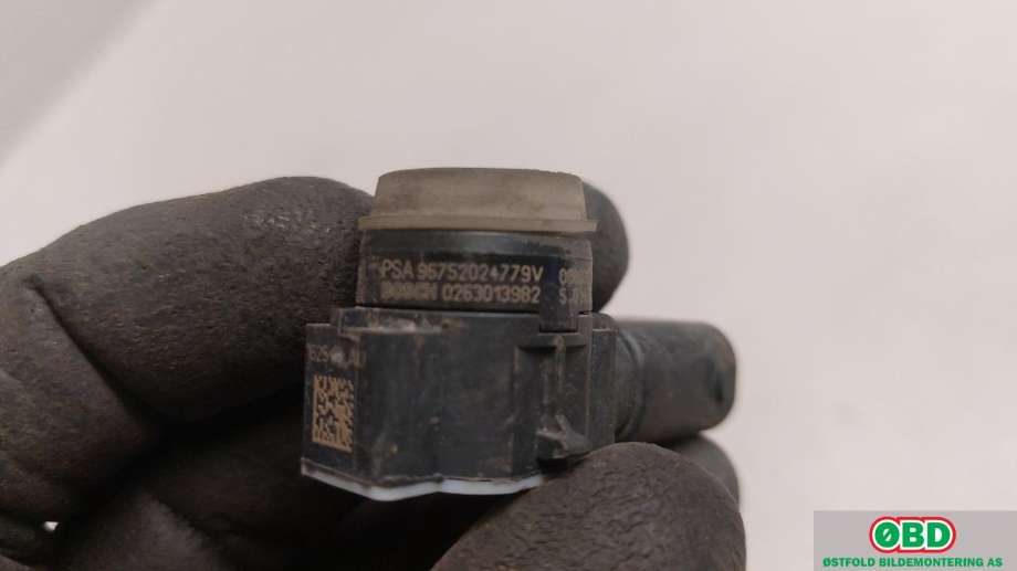 Parkeringssensor foran til Peugeot 308 2013-2021 (Type II)  (PEUGEOT|1608321780||96752024779V)