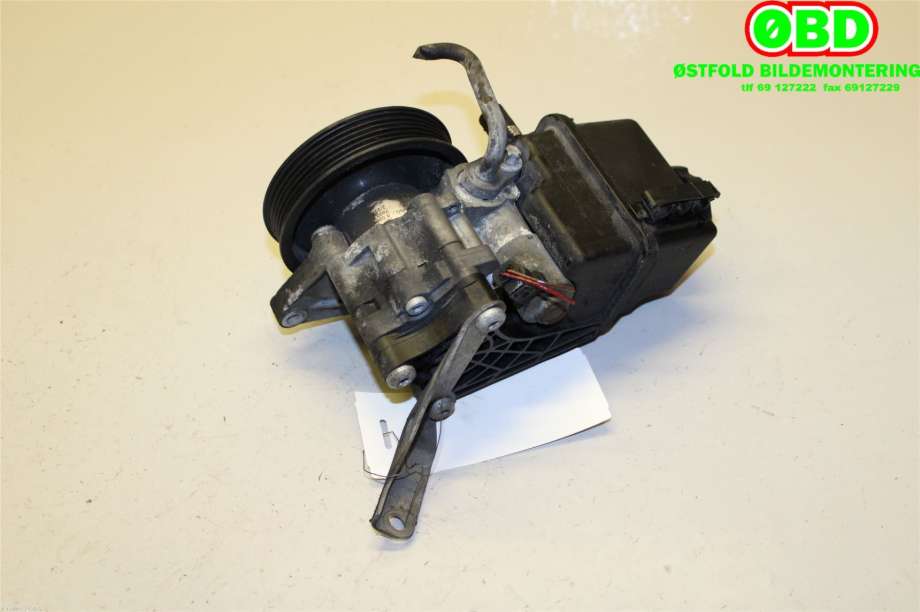 Servo pumpe mekanisk til Mercedes E-Klasse 2009-2013 (Fase 1) (W212) (W212) (MERCEDES|A 006 466 47 01|)