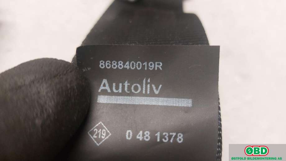 Sikkerhetsbelte foran høyre til Renault Master 2014-->> (Type III, Fase 2)  (RENAULT|868843354R||868840019R)