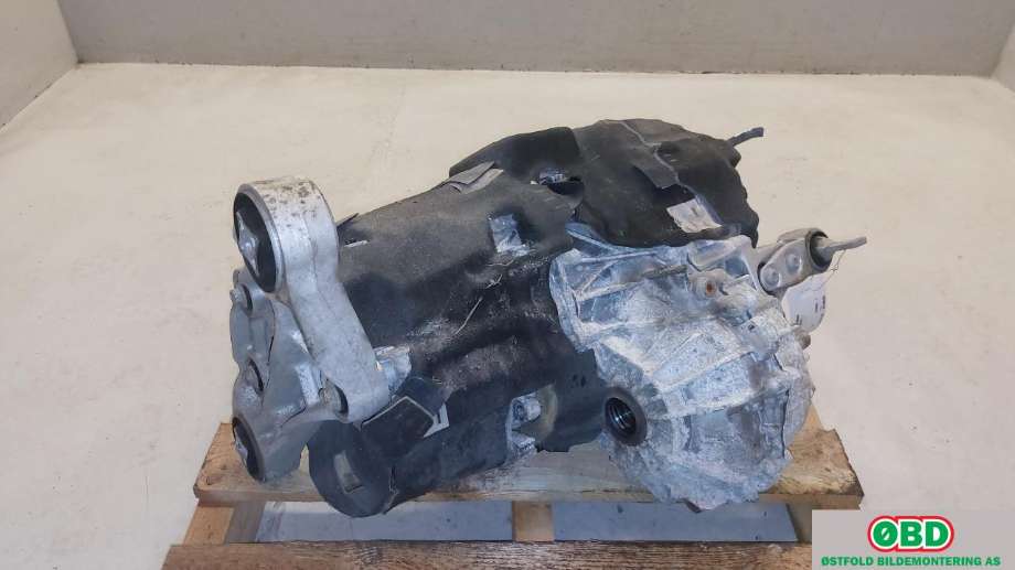 Motor elbil foran til Tesla Model X 2016-->> (TESLA|1035000-01-J|)
