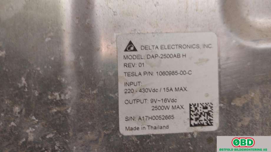 Diverse deler til Tesla Model X 2016-->>  (TESLA|106098500C|)