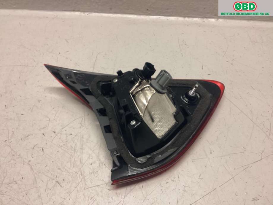 Baklykt høyre indre til Mazda CX-5 2012-2017 (Type I)  (MAZDA|KD53-51-3F0C|)