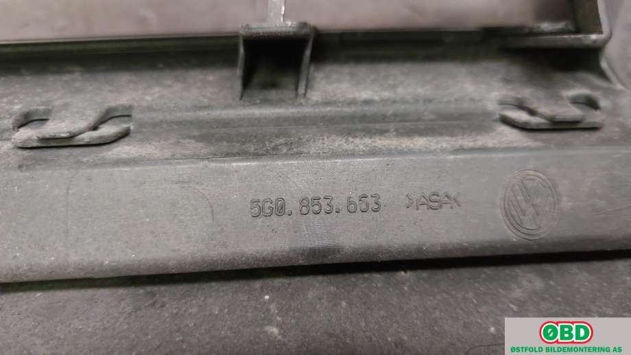 Grill til VW Golf VII 2012-2017 (Fase 1) (VOLKSWAGEN|5G0 853 651 A|)