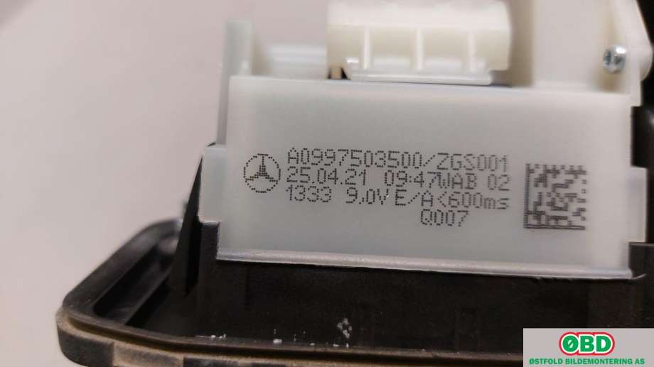 Bryter baklukeåpner til Mercedes GLE 2019-->> (W167) (W167) (MERCEDES GL 350 EQ-Power|A 099 750 35 00||0997503500)
