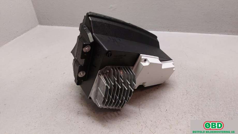 Instrumentpanel til Mercedes GLE 2019-->> (W167) (W167) (MERCEDES GL 350 EQ-Power|A 167 900 07 16||1679000716)