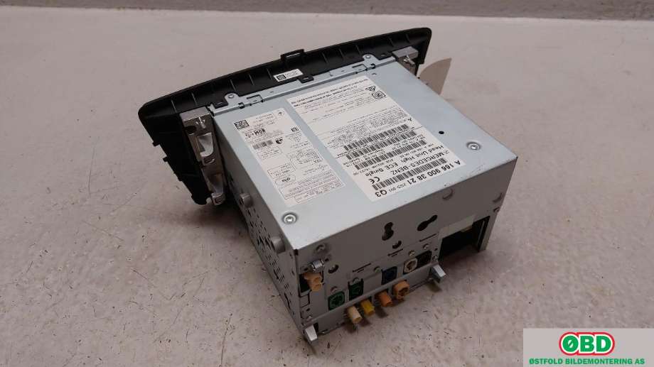 Bilstereo navigasjon til Mercedes GLE 2015-2018 (Fase 2) (W166) (W166) (MERCEDES|A 166 900 38 21||1669003821)