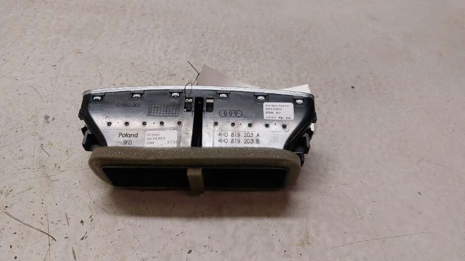 Diverse deler til Audi A8 2010-2013 (Type III, Fase 1) (AUDI|4H0819203B|)