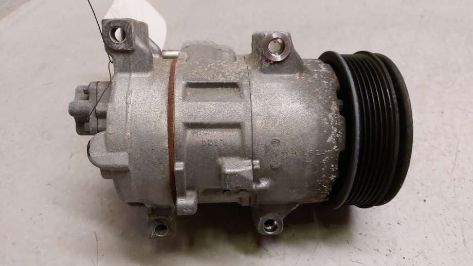 Aircondition kompressor til Toyota Avensis 2009-2015 (Type III, Fase 1)  (TOYOTA|8831002370|)